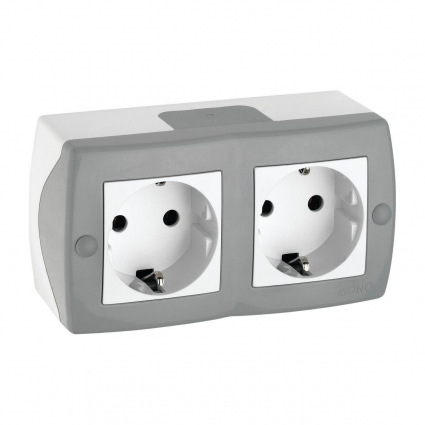 Розетка 2К+З двойная Mono Electric Octans IP20 16A 250V винтовое подключение бело-серый 104-020007-120