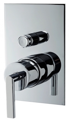 Смеситель Bossini Exedra Z003202 CR для ванны с душем