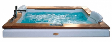 Акриловая ванна Jacuzzi Aura Plus 